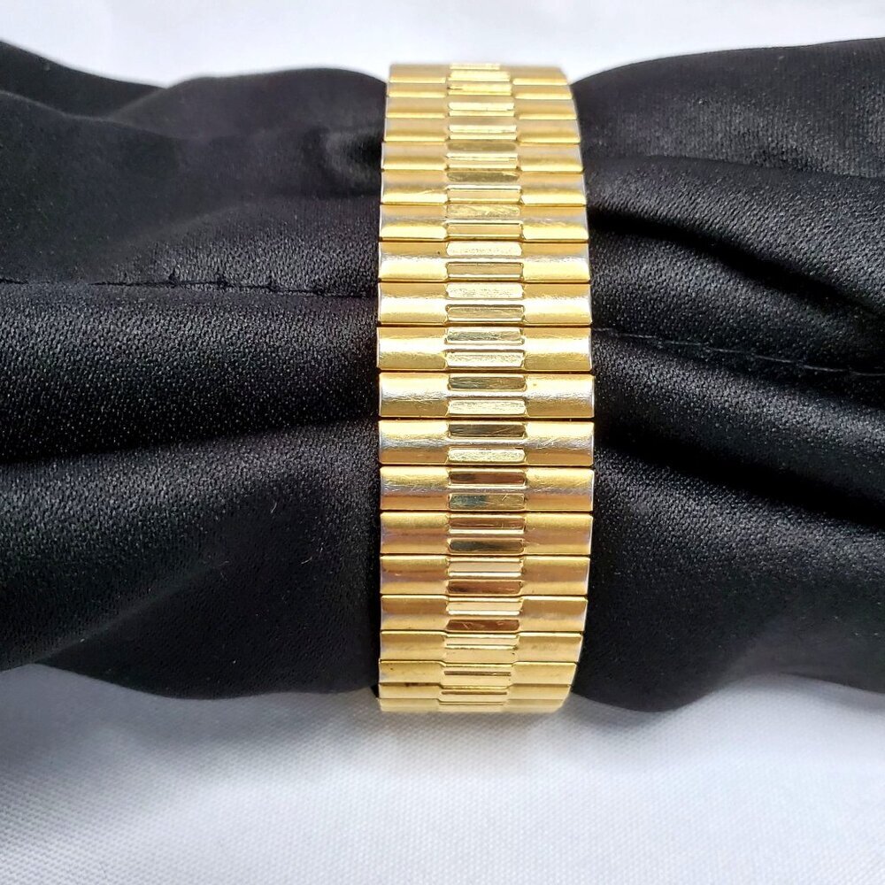 Elgin II Gold-Tone Mens Watch Black Dial Day & Date Display Water Resistant - Picture 6 of 11